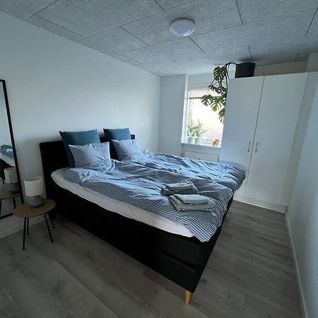 Nyrenoveret Lejlighed Med Balkon Og Parkering Esbjerg Extérieur photo