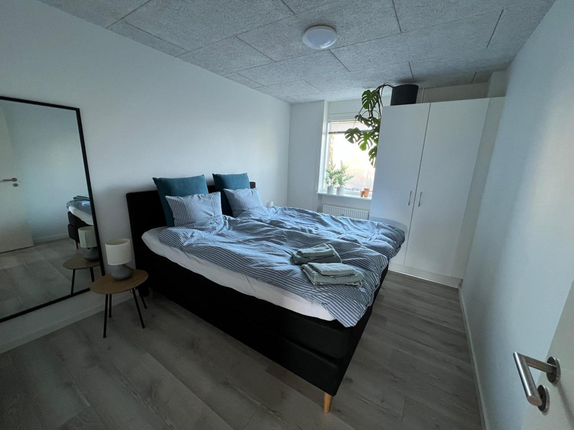 Nyrenoveret Lejlighed Med Balkon Og Parkering Esbjerg Extérieur photo
